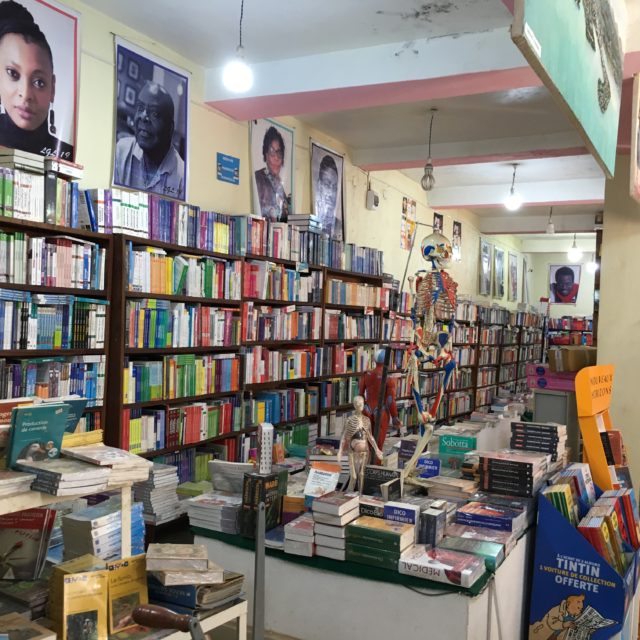 http://www.booktomi.com/wp-content/uploads/2019/06/IMG_2396-640x640.jpeg