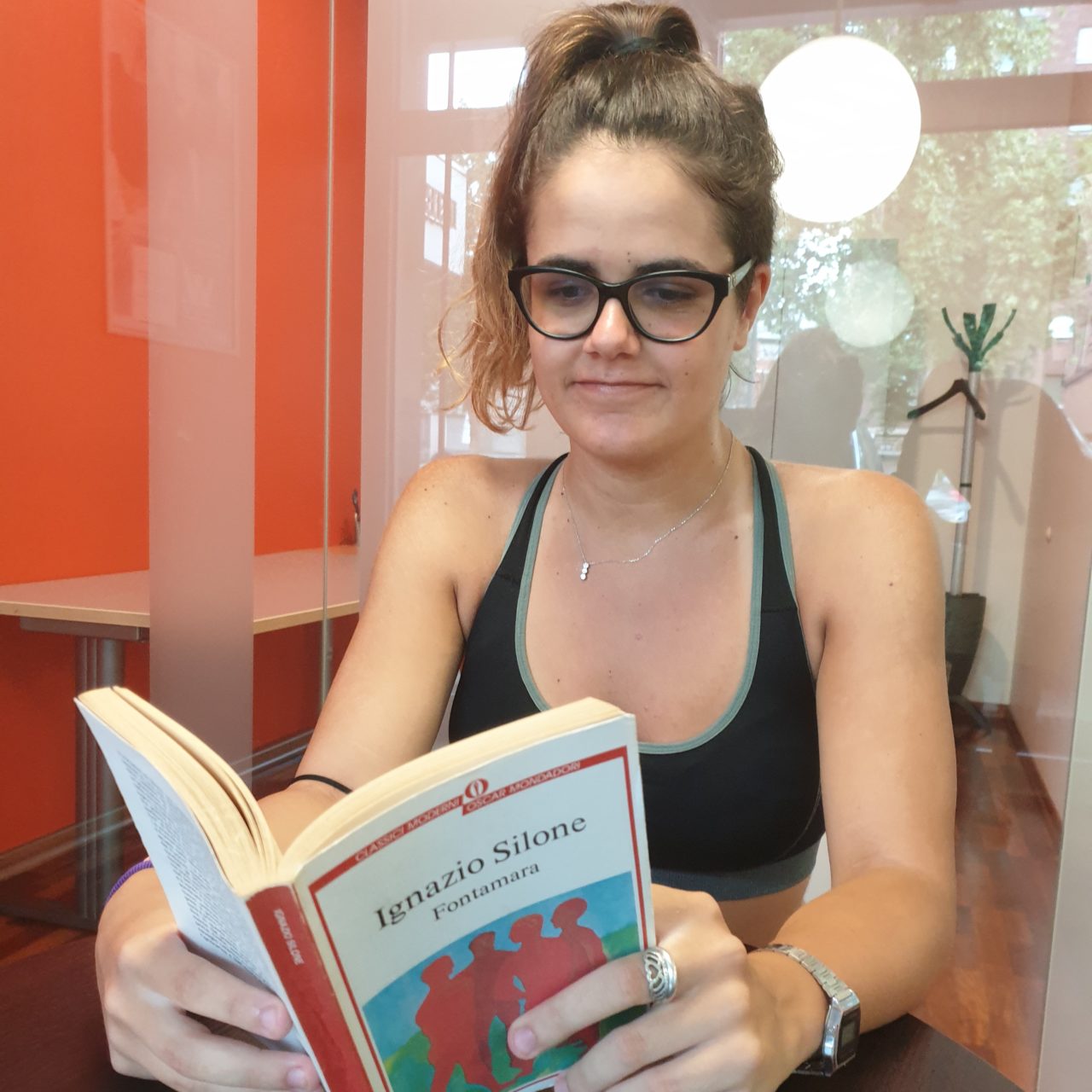 http://www.booktomi.com/wp-content/uploads/2019/07/20190702_200436-1280x1280.jpg